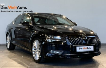 Używany samochód marki Škoda, model Superb, rocznik 2017, przebieg 176300km - miniaturka 0