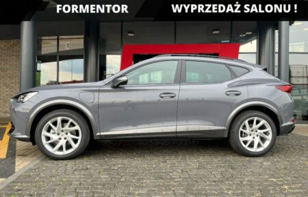 Używany samochód marki Cupra, model Formentor, rocznik 2023, przebieg 10km - miniaturka 0