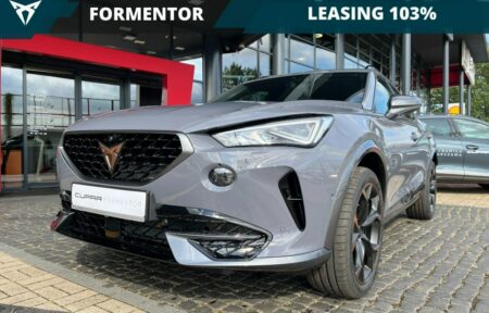 Używany samochód marki Cupra, model Formentor, rocznik 2023, przebieg 10km - miniaturka 0