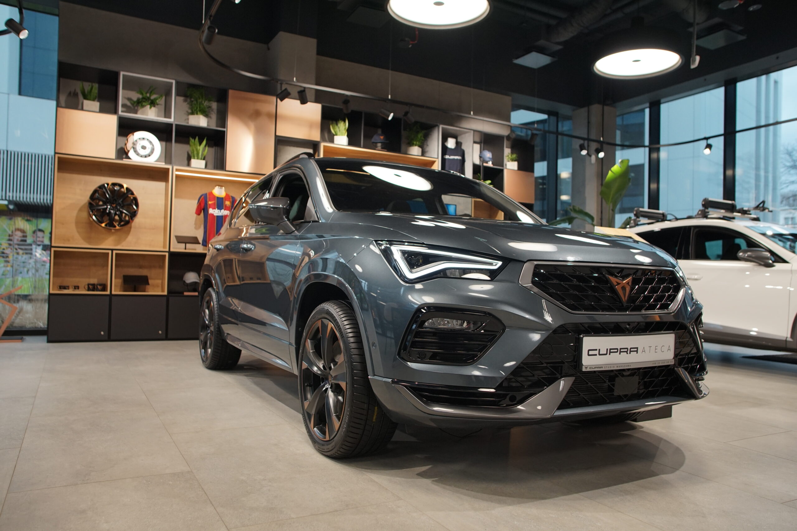 Nowe samochody od ręki: Cupra, Seat, Kia - 88