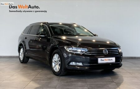 Używany samochód marki Volkswagen, model Passat, rocznik 2018, przebieg 72200km - miniaturka 0