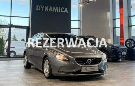 Używany samochód marki Volvo, model V40, rocznik 2015, przebieg 154600km - miniaturka 0