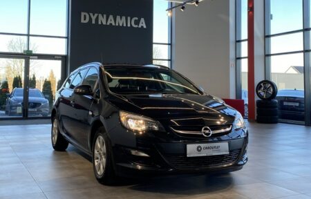 Używany samochód marki Opel, model Astra, rocznik 2015, przebieg 209500km - miniaturka 0