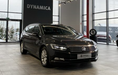 Używany samochód marki Volkswagen, model Passat, rocznik 2017, przebieg 152150km - miniaturka 0