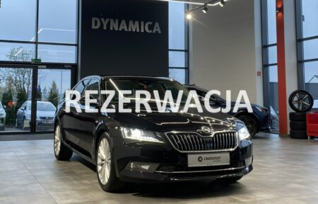 Używany samochód marki Škoda, model Superb, rocznik 2017, przebieg 176300km - miniaturka 0