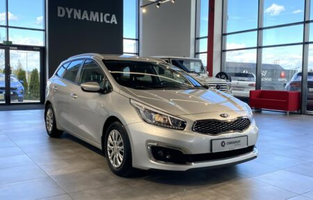 Używany samochód marki Kia, model Cee'd, rocznik 2017, przebieg 104400km - miniaturka 0