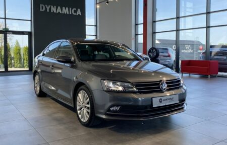 Używany samochód marki Volkswagen, model Jetta, rocznik 2017, przebieg 85500km - miniaturka 0