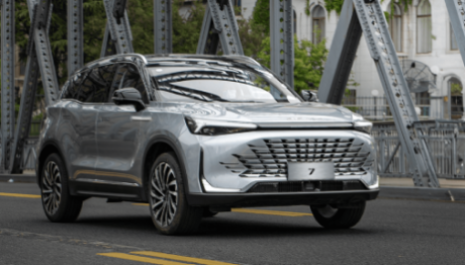 Najlepsze SUV-y z dużym bagażnikiem - 71