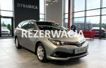 Używany samochód marki Toyota, model Auris, rocznik 2018, przebieg 59000km - miniaturka 0
