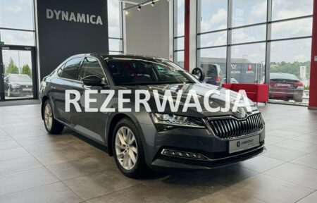 Używany samochód marki Škoda, model Superb, rocznik 2020, przebieg 26500km - miniaturka 0
