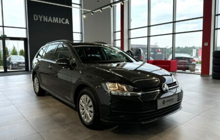 Używany samochód marki Volkswagen, model Golf, rocznik 2019, przebieg 97300km - miniaturka 0