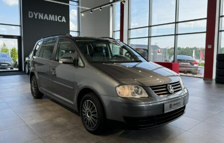 Używany samochód marki Volkswagen, model Touran, rocznik 2006, przebieg 312900km - miniaturka 0