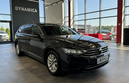 Używany samochód marki Volkswagen, model Passat, rocznik 2020, przebieg 72200km - miniaturka 0
