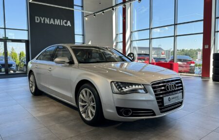 Używany samochód marki Audi, model A8, rocznik 2010, przebieg 255500km - miniaturka 0
