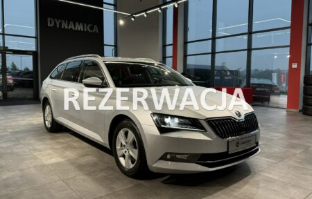 Używany samochód marki Škoda, model Superb, rocznik 2017, przebieg 152300km - miniaturka 0