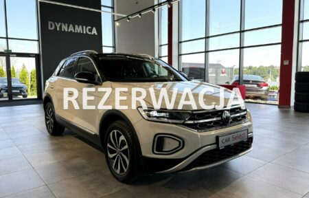 Używany samochód marki Volkswagen, model T-Roc, rocznik 2022, przebieg 54900km - miniaturka 0