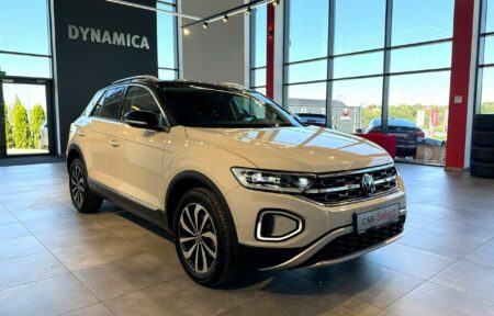Używany samochód marki Volkswagen, model T-Roc, rocznik 2022, przebieg 19800km - miniaturka 0