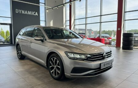 Używany samochód marki Volkswagen, model Passat, rocznik 2019, przebieg 150900km - miniaturka 0