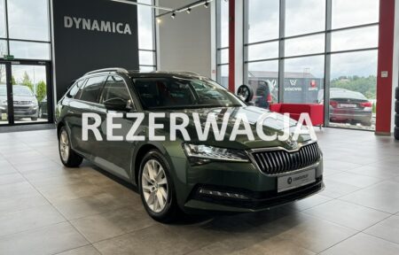 Używany samochód marki Škoda, model Superb, rocznik 2021, przebieg 138300km - miniaturka 0