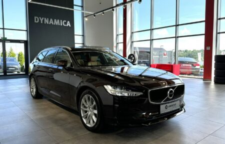 Używany samochód marki Volvo, model V90, rocznik 2019, przebieg 88900km - miniaturka 0