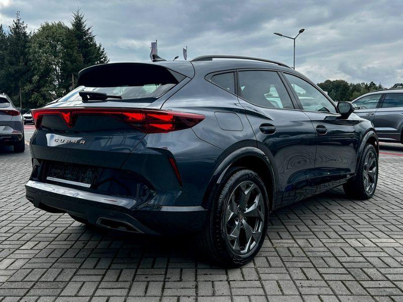 cupra formentor tył