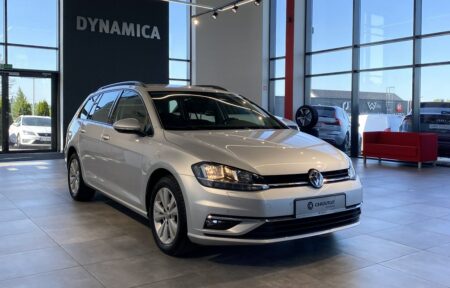 Używany samochód marki Volkswagen, model Golf, rocznik 2018, przebieg 151000km - miniaturka 0