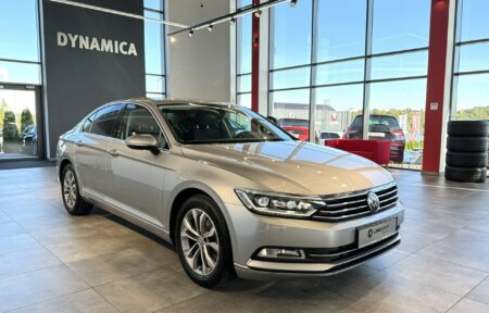 Używany samochód marki Volkswagen, model Passat, rocznik 2018, przebieg 90900km - miniaturka 0