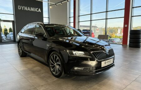 Używany samochód marki Škoda, model Superb, rocznik 2019, przebieg 189000km - miniaturka 0