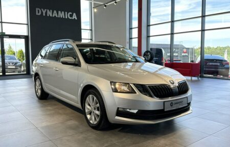Używany samochód marki Škoda, model Octavia, rocznik 2020, przebieg 130600km - miniaturka 0
