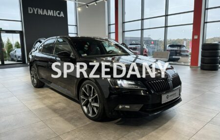 Używany samochód marki Škoda, model Superb, rocznik 2017, przebieg 178800km - miniaturka 0
