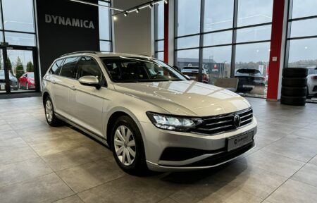 Używany samochód marki Volkswagen, model Passat, rocznik 2020, przebieg 180300km - miniaturka 0