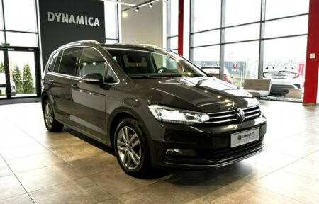 Używany samochód marki Volkswagen, model Touran, rocznik 2020, przebieg 191900km - miniaturka 0