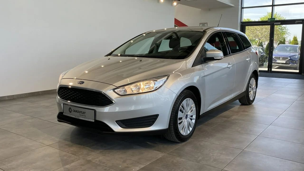 używany ford focus, najlepsze samochody dla początkujących kierowców