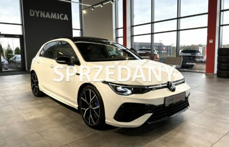 Używany samochód marki Volkswagen, model Golf, rocznik 2023, przebieg 21388km - miniaturka 0