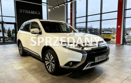 Używany samochód marki Mitsubishi, model Outlander, rocznik 2019, przebieg 116900km - miniaturka 0