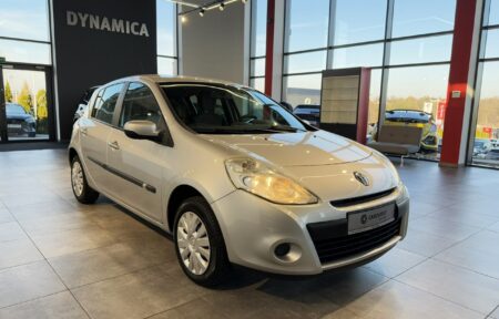Używany samochód marki Renault, model Clio, rocznik 2009, przebieg 153300km - miniaturka 0
