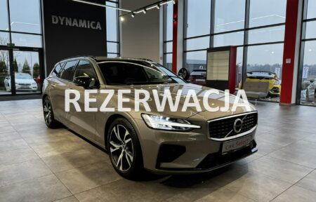 Używany samochód marki Volvo, model V60, rocznik 2019, przebieg 62200km - miniaturka 0