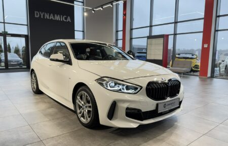 Używany samochód marki BMW, model 118, rocznik 2020, przebieg 131200km - miniaturka 0