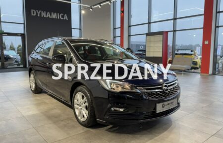 Używany samochód marki Opel, model Astra, rocznik 2019, przebieg 58900km - miniaturka 0