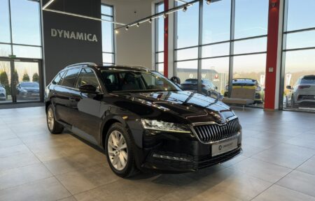 Używany samochód marki Škoda, model Superb, rocznik 2021, przebieg 157700km - miniaturka 0