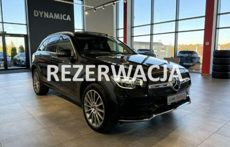 Używany samochód marki Mercedes, model GLC 300, rocznik 2021, przebieg 65100km - miniaturka 0
