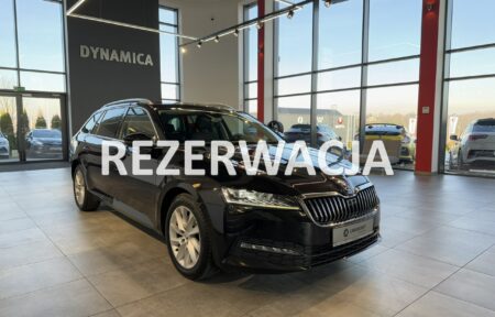 Używany samochód marki Škoda, model Superb, rocznik 2021, przebieg 157700km - miniaturka 0