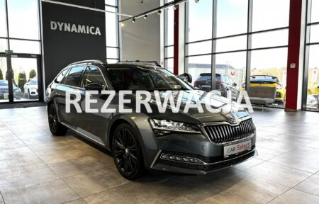 Używany samochód marki Škoda, model Superb, rocznik 2021, przebieg 180400km - miniaturka 0
