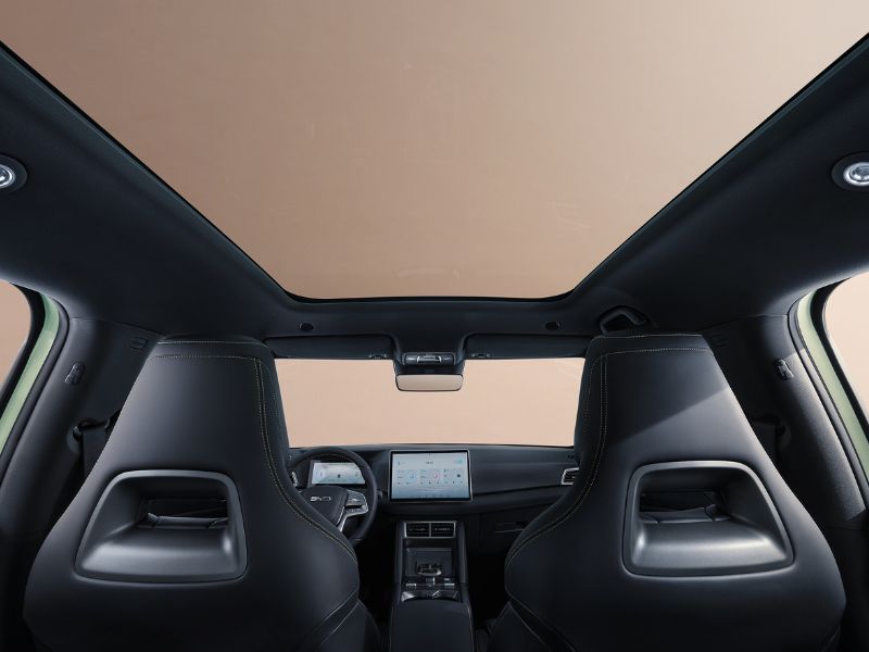 byd atto 2 - panoramiczny dach