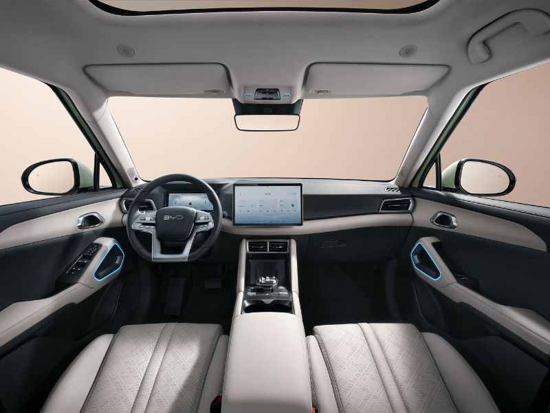 byd atto 2, wnętrze, fotele ze skóry wegańskiej