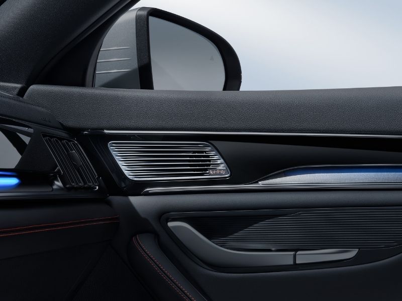 byd seal u dm-i, wnętrze, samochód hybrydowy byd