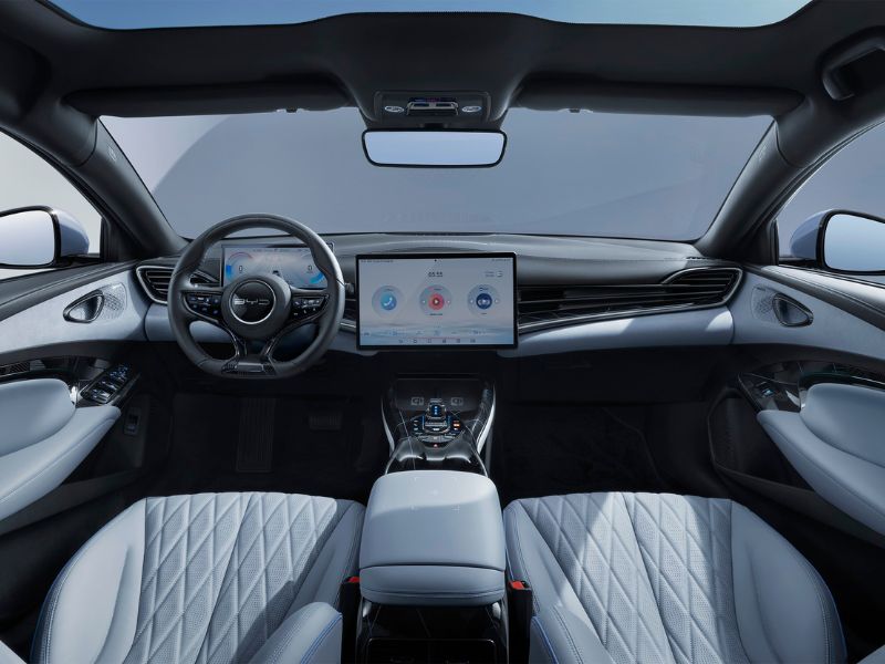 byd seal, kokpit, wyświetlacz, ekran dotykowy