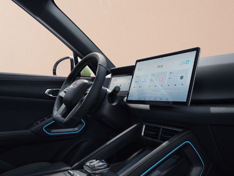 byd atto 2 - obrotowy ekran, kokpit