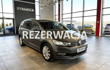 Używany samochód marki Volkswagen, model Touran, rocznik 2016, przebieg 119700km - miniaturka 0