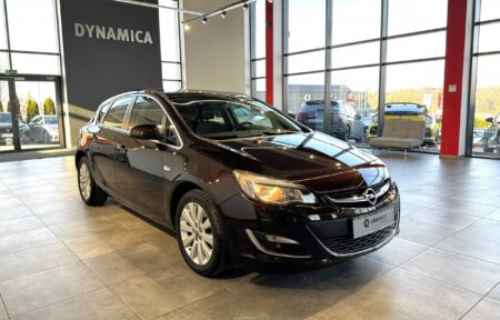 Używany samochód marki Opel, model Astra, rocznik 2015, przebieg 205300km - miniaturka 0